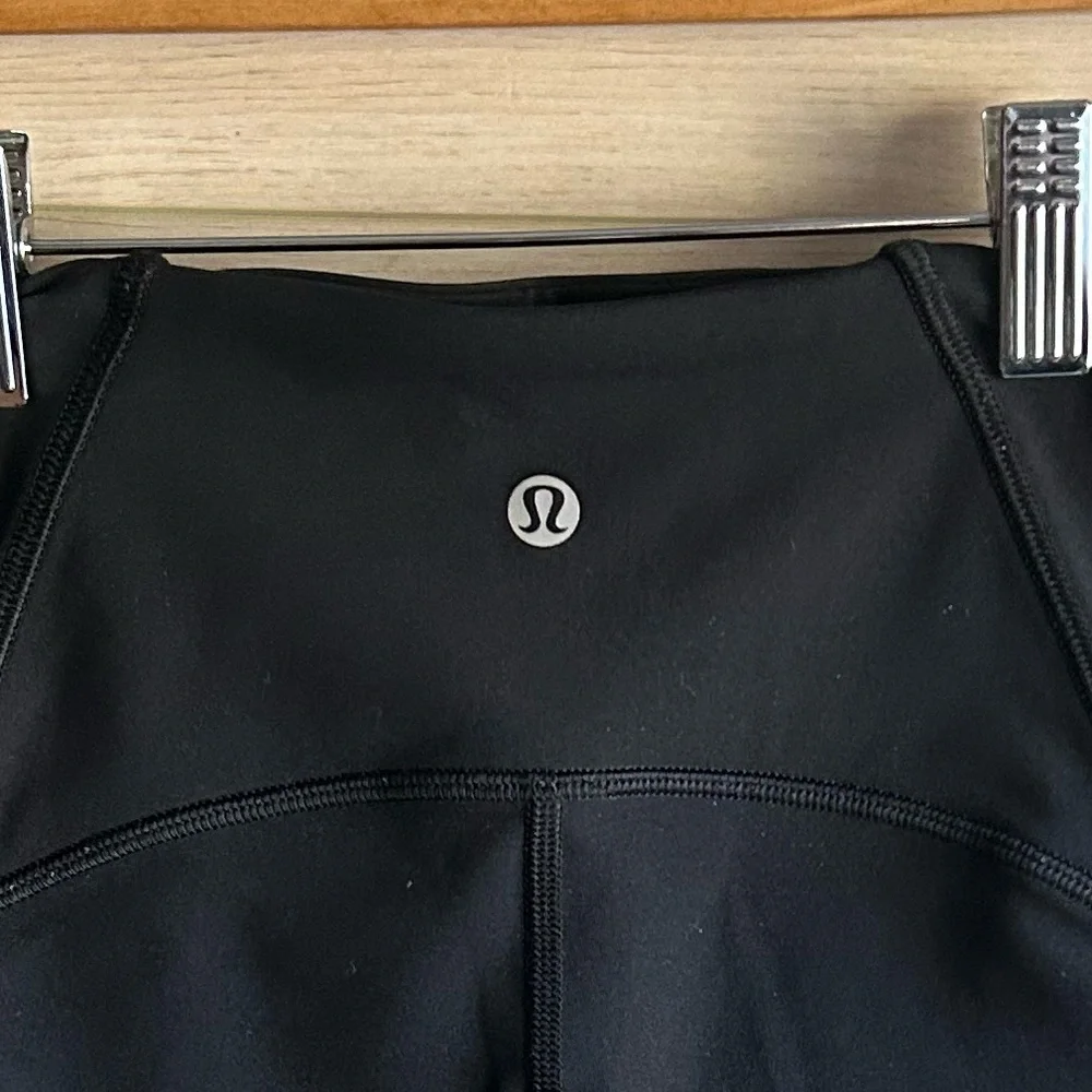 Lululemon Women’s Train Times Crop Leggings Black Size 4